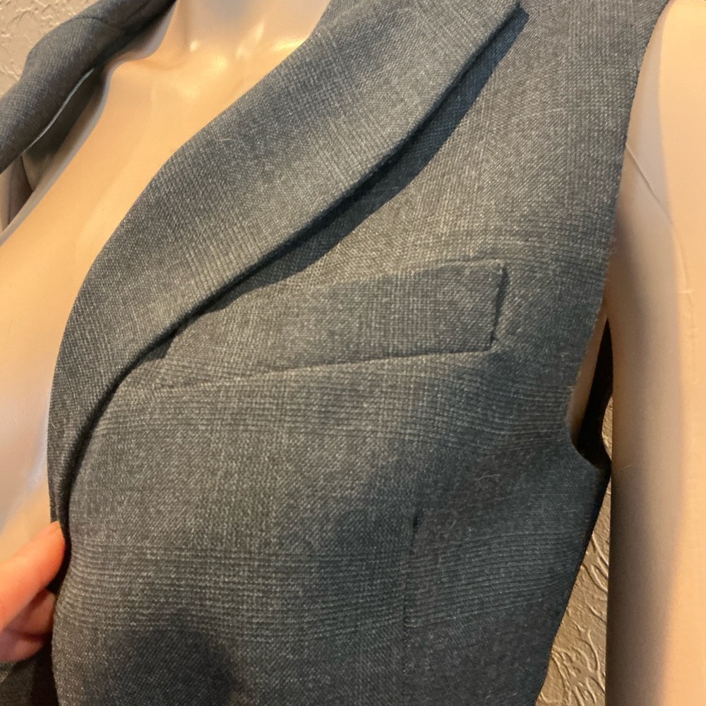 Le Château Wool-Blend Double Breasted Vest - Grey Size XXS - CorporateCore - Picture 6 of 11